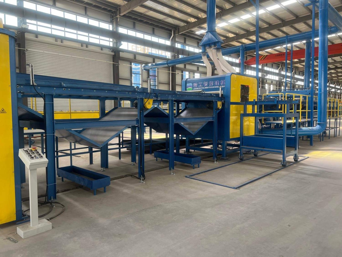 Loading Area for International Shipping of Steel Structure Buildings and Components