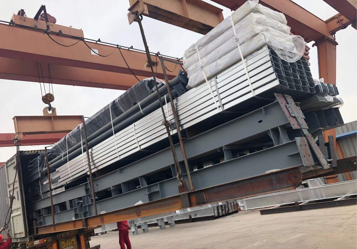 Lanjing Steel Structure Completes Production of 15 Steel Poultry Houses for South African Returning Client - Steel Structure News