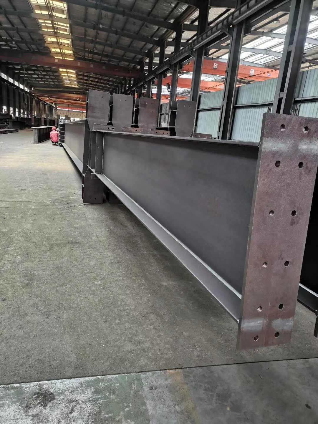 Perfectly aligned steel structure framework showing structural integrity for pre-engineered steel buildings