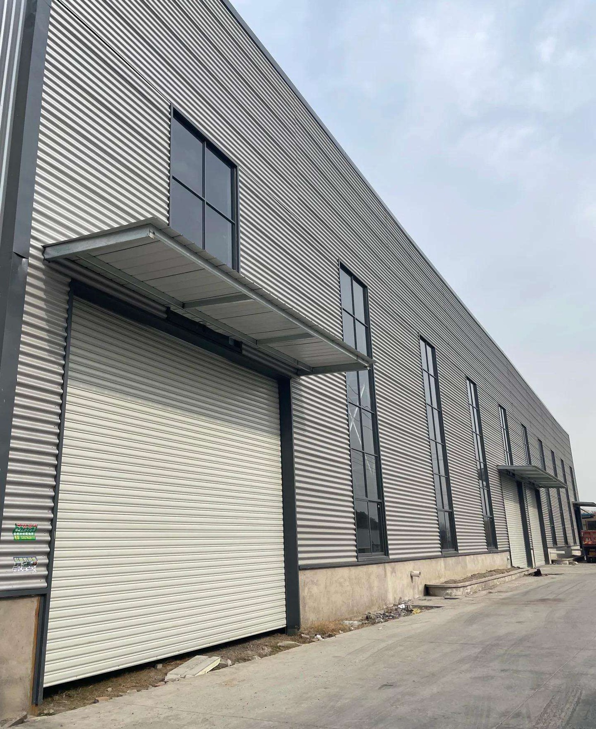Henan 12,000m² Distribution Center - Steel structure project image 3