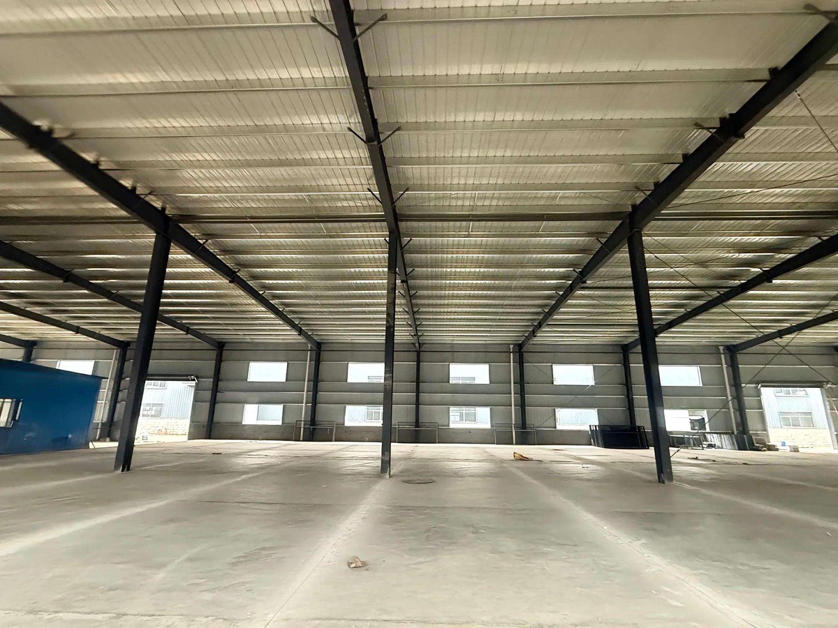 Henan Machinery Factory Supporting Warehouse