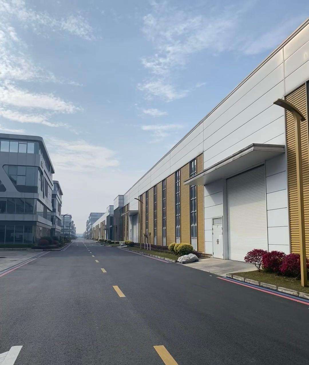 Shandong 60,000m² Piston Manufacturing Plant - Steel structure project image 2