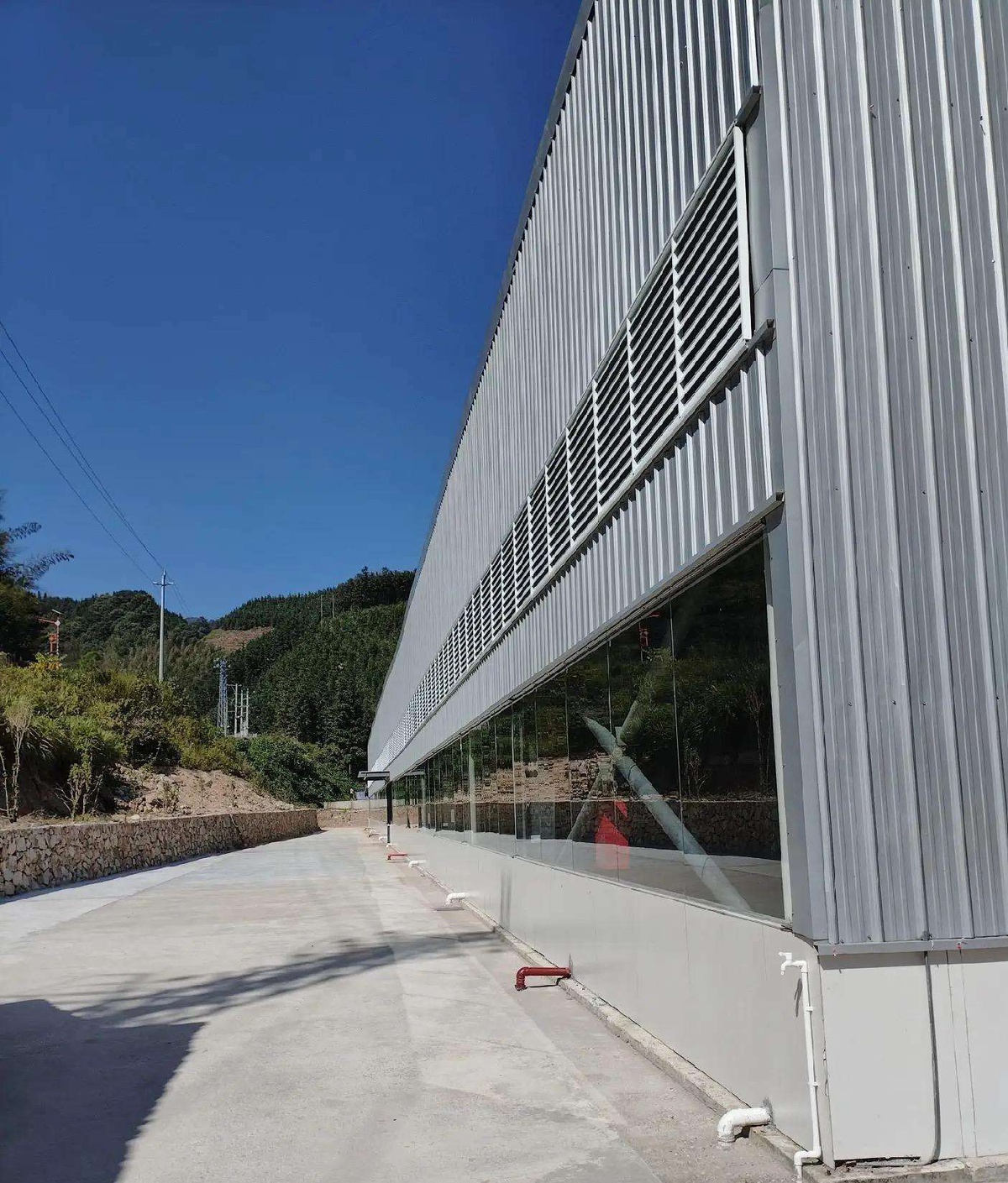 USA Bottled Water Production Facility - Steel structure project image 2