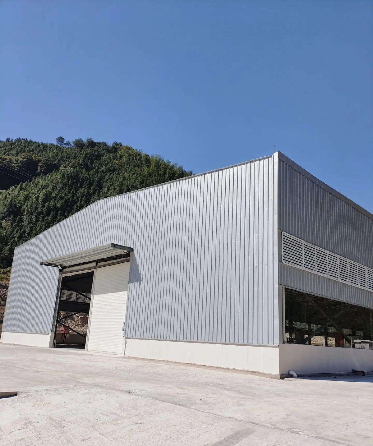 USA Bottled Water Production Facility - Steel structure project image 4